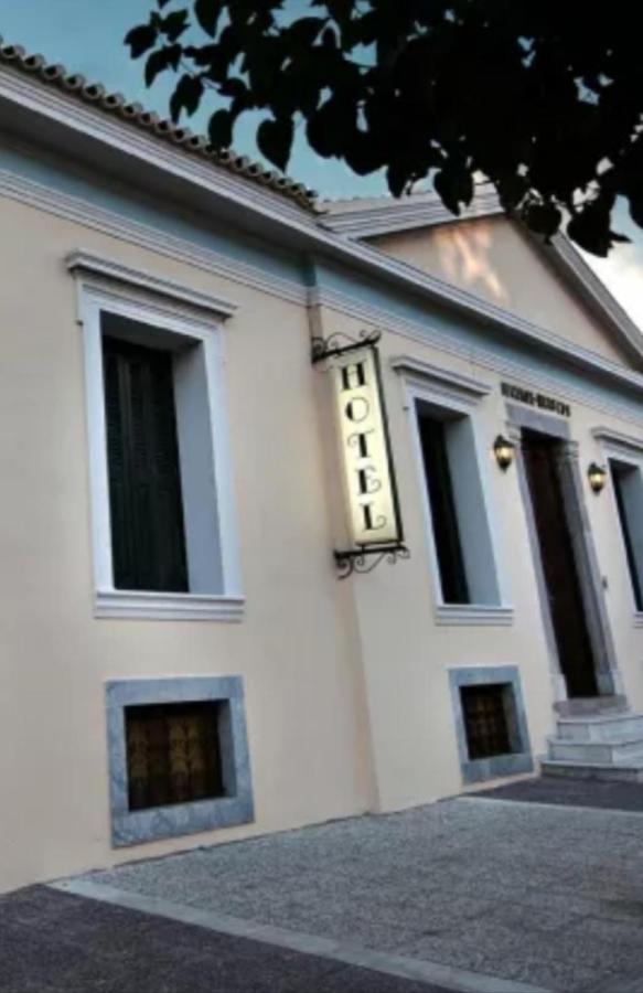 Ntouana Hotel กาลามาตา ภายนอก รูปภาพ